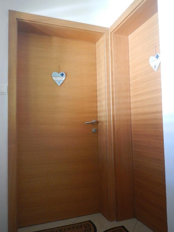 Apartments Eva Malinska Habitación foto
